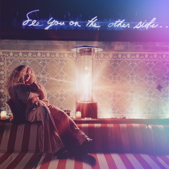 Meet your Posher, Kaylin - Picture 4 of 4